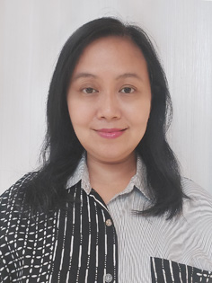 Lydia Surianata, S.T.